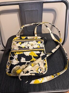 Vera Bradley Dogwood Mini Hipster Crossbody Bag Retired Floral